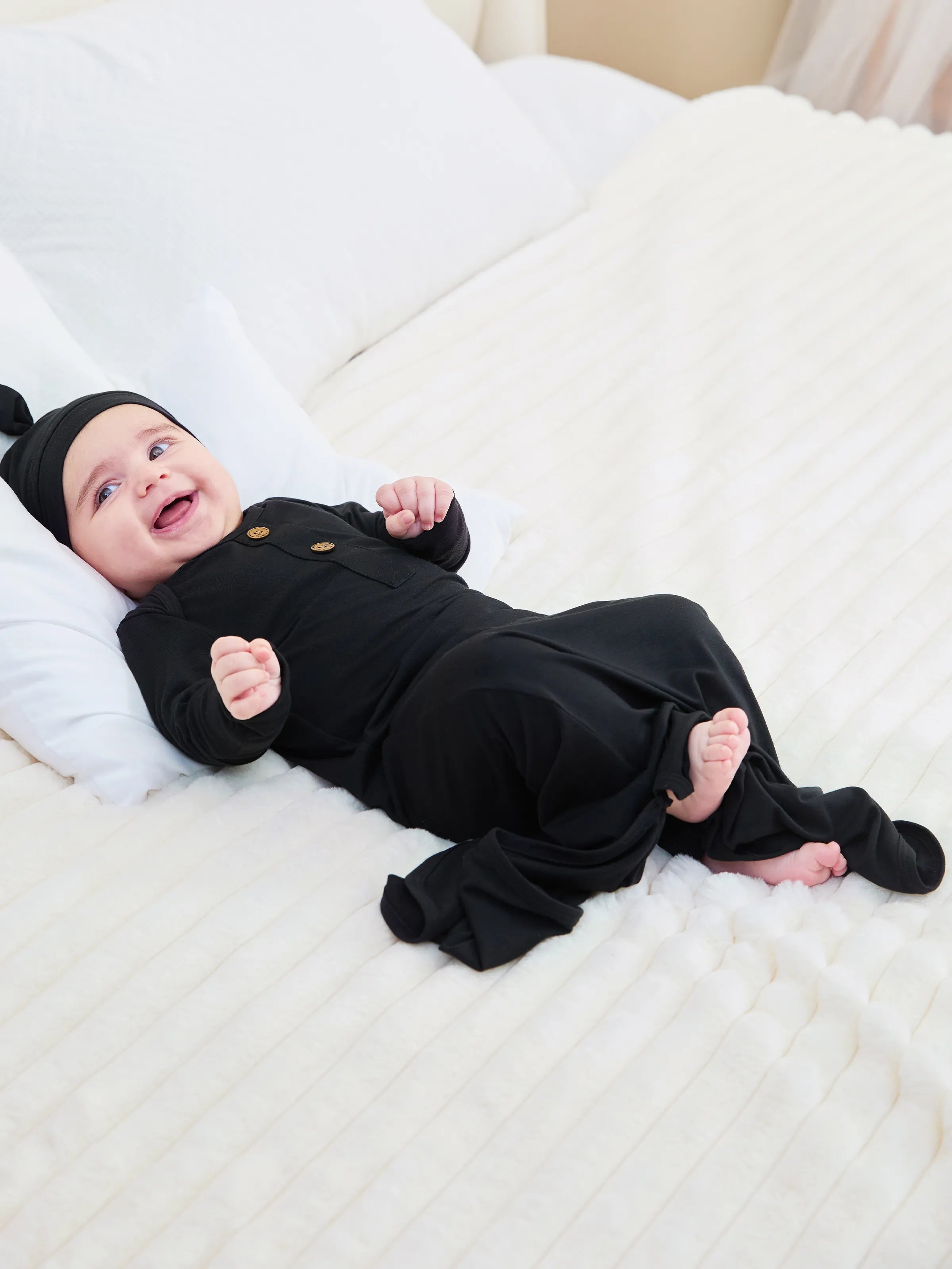 Bamboo Baby Sleeping Gown with Hat - Black